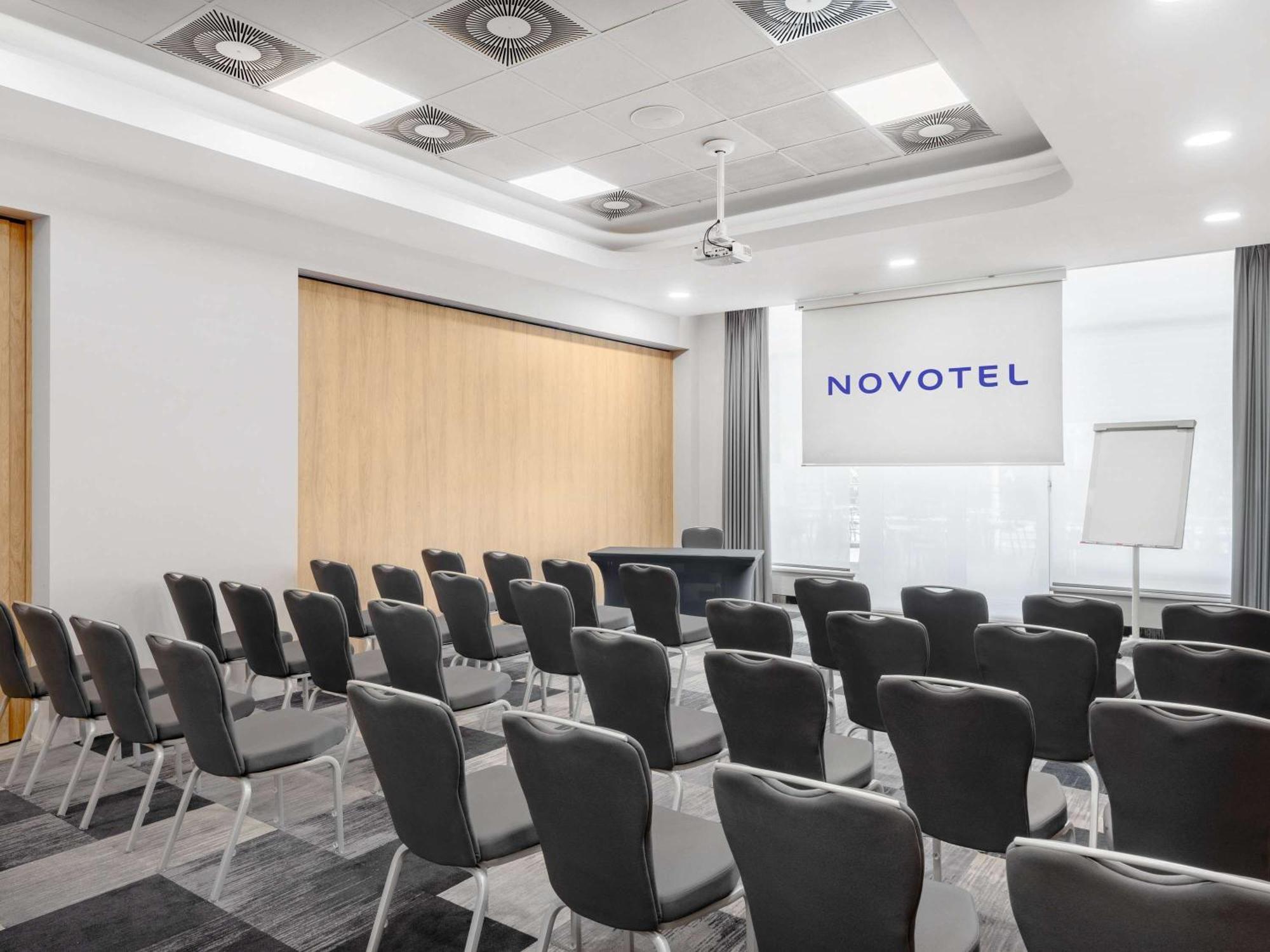 Novotel סגד מראה חיצוני תמונה