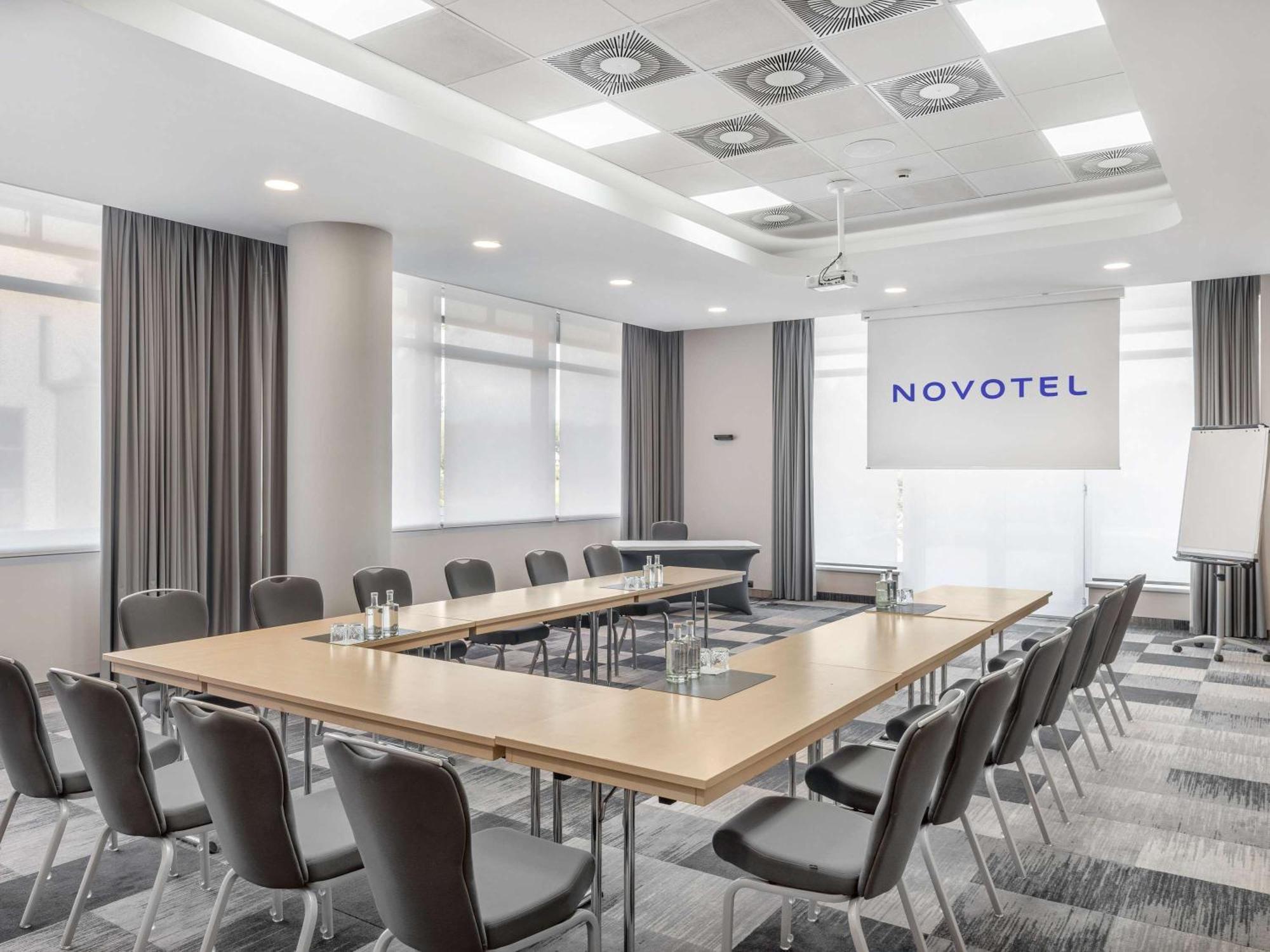 Novotel סגד מראה חיצוני תמונה